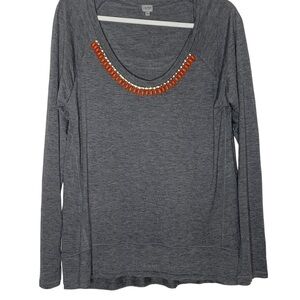 Lauter brand grey top with wide neckline. Size L